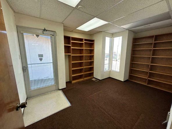 1388 Court Street, Redding, CA, Suite B